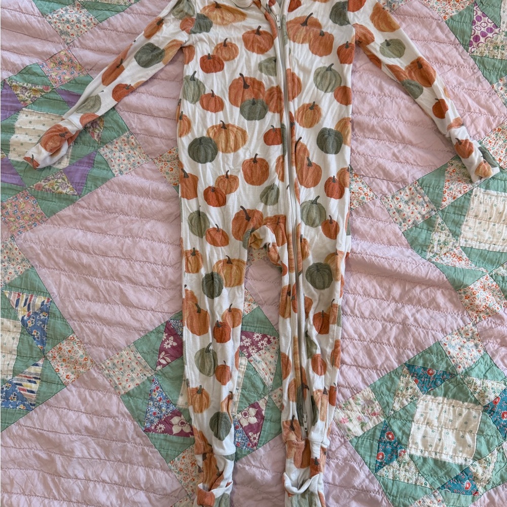 Angel Dear Pumpkin Print Footie - Orange and Green